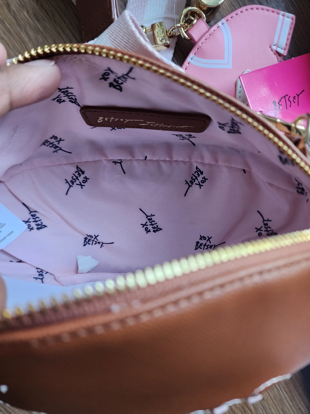 NWT Betsey Johnson Toss 2 Football Crossbody Bag πβ¨ - Picture 4 of 7